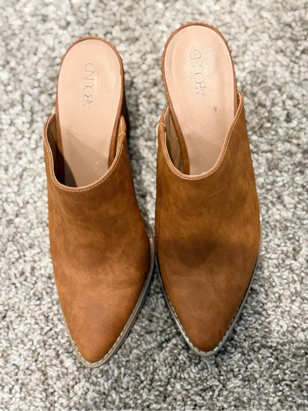 Abound Tan Suede Pointed-Toe Block Heel Mules - Picture 2 of 7